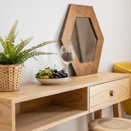 Galazia Boutique Apartments Naxos City ภายนอก รูปภาพ