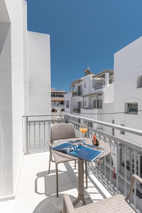 Galazia Boutique Apartments Naxos City ภายนอก รูปภาพ