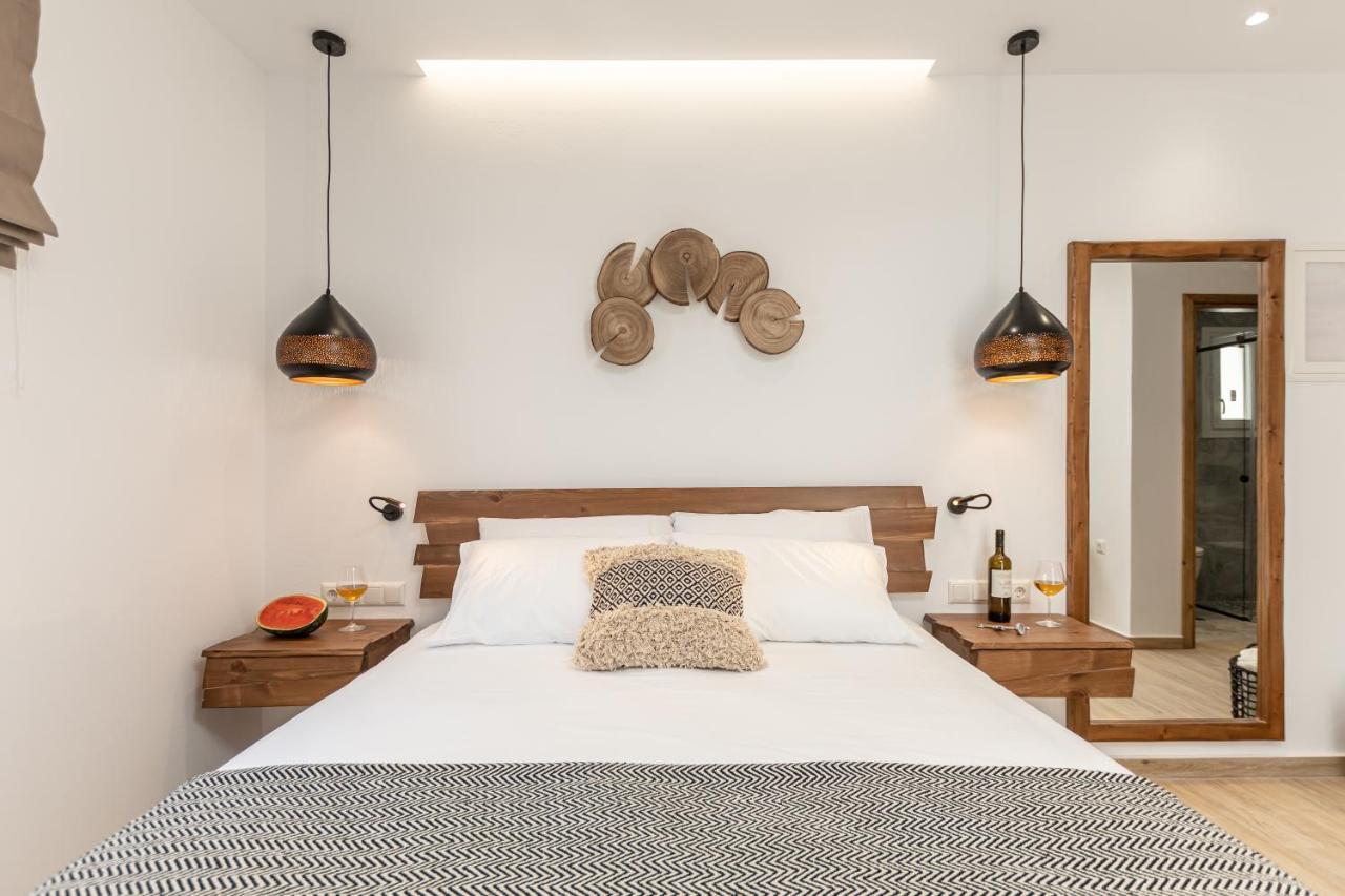 Galazia Boutique Apartments Naxos City ภายนอก รูปภาพ