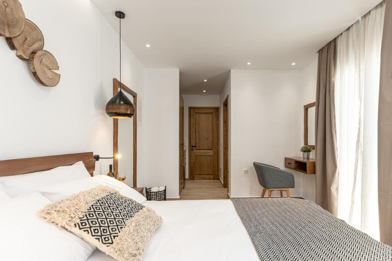 Galazia Boutique Apartments Naxos City ภายนอก รูปภาพ